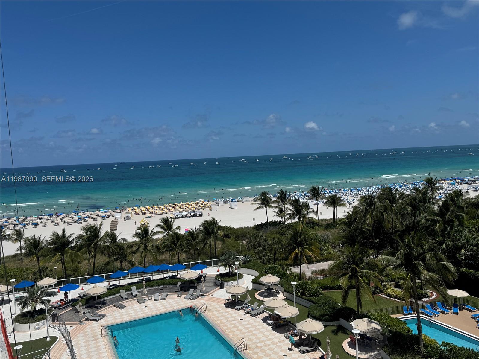 THE DECOPLAGE CONDO - Residential Lease