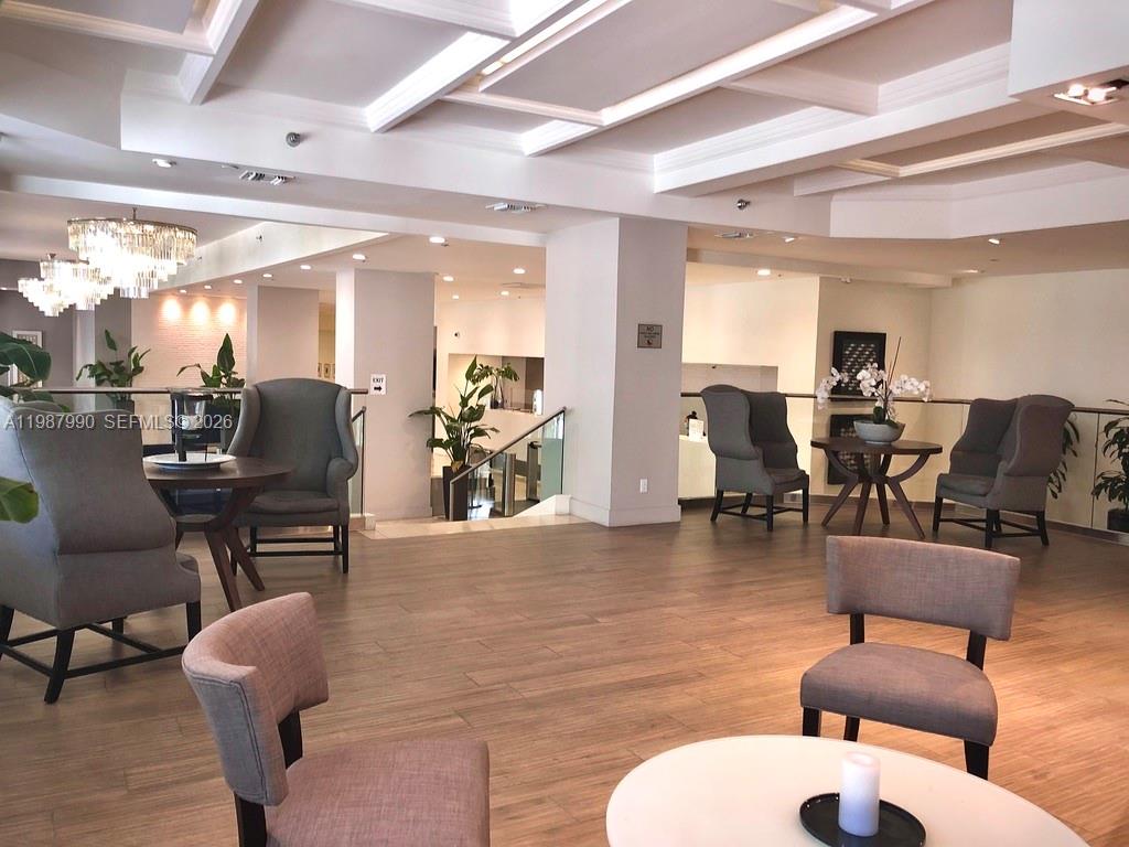 THE DECOPLAGE CONDO - Residential Lease