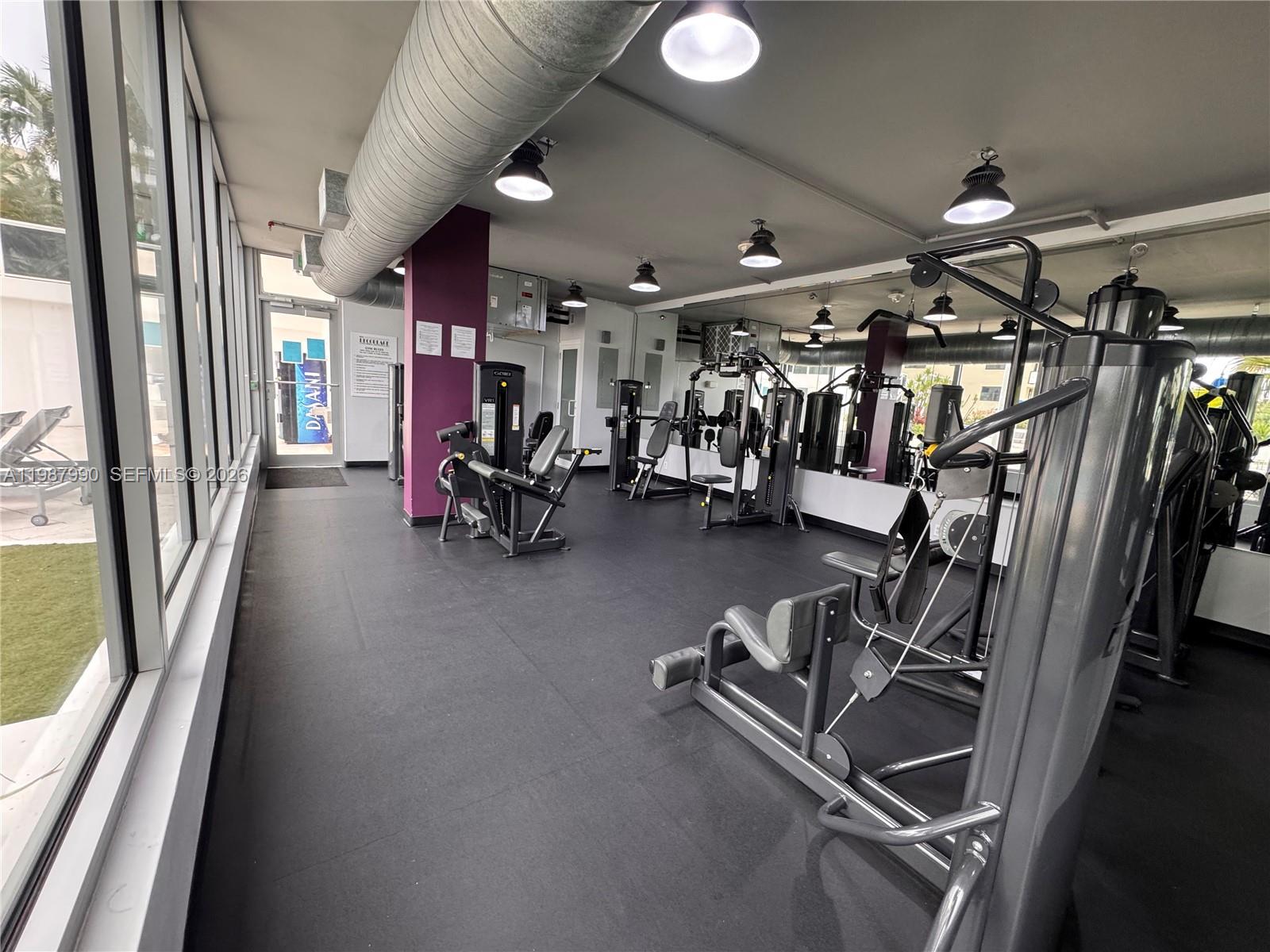 THE DECOPLAGE CONDO - Residential Lease