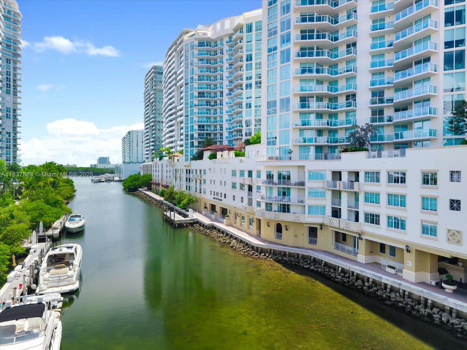 ST TROPEZ ON THE BAY II C - Residential