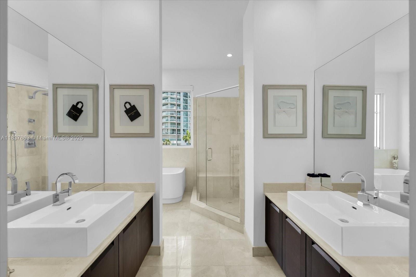 ST TROPEZ ON THE BAY II C - Residential