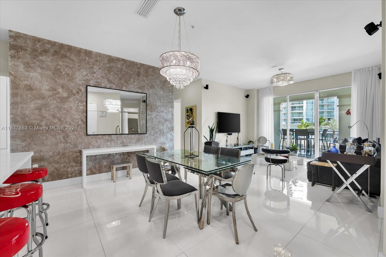 200 Sunny Isles Blvd TH-404