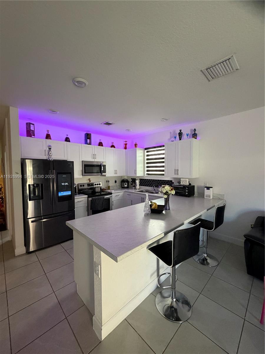 PINE ISLE - Residential