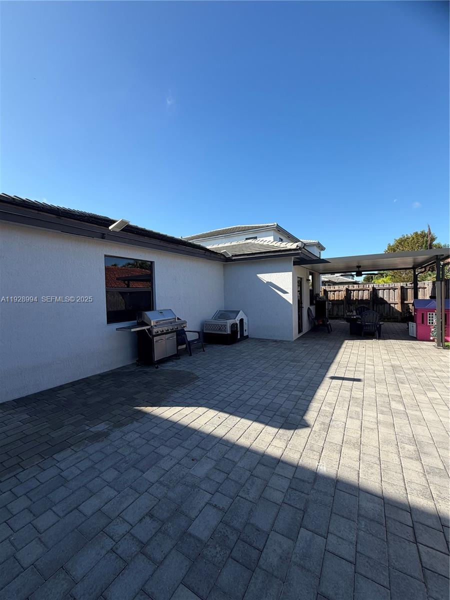 PINE ISLE - Residential