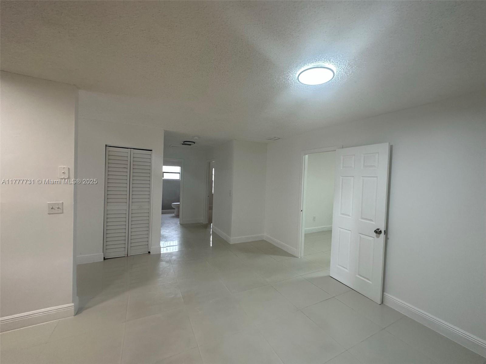 SUNLAND HOMES - Residential Lease