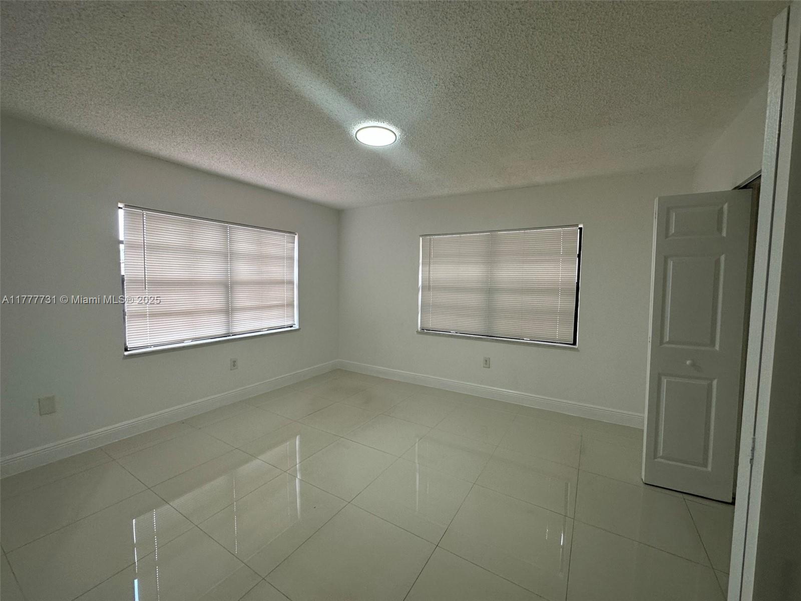 SUNLAND HOMES - Residential Lease
