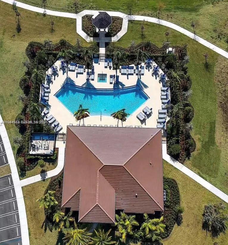 ENCLAVE SOUTH PHASE 2 - Residential