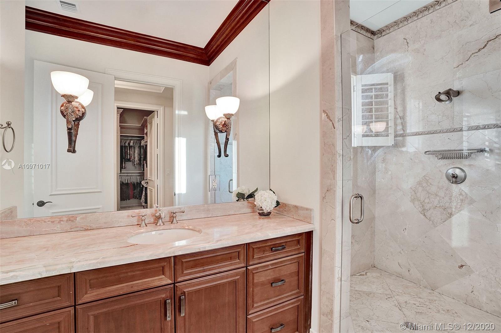 BAY COLONY SEC OF LANDING - Residential