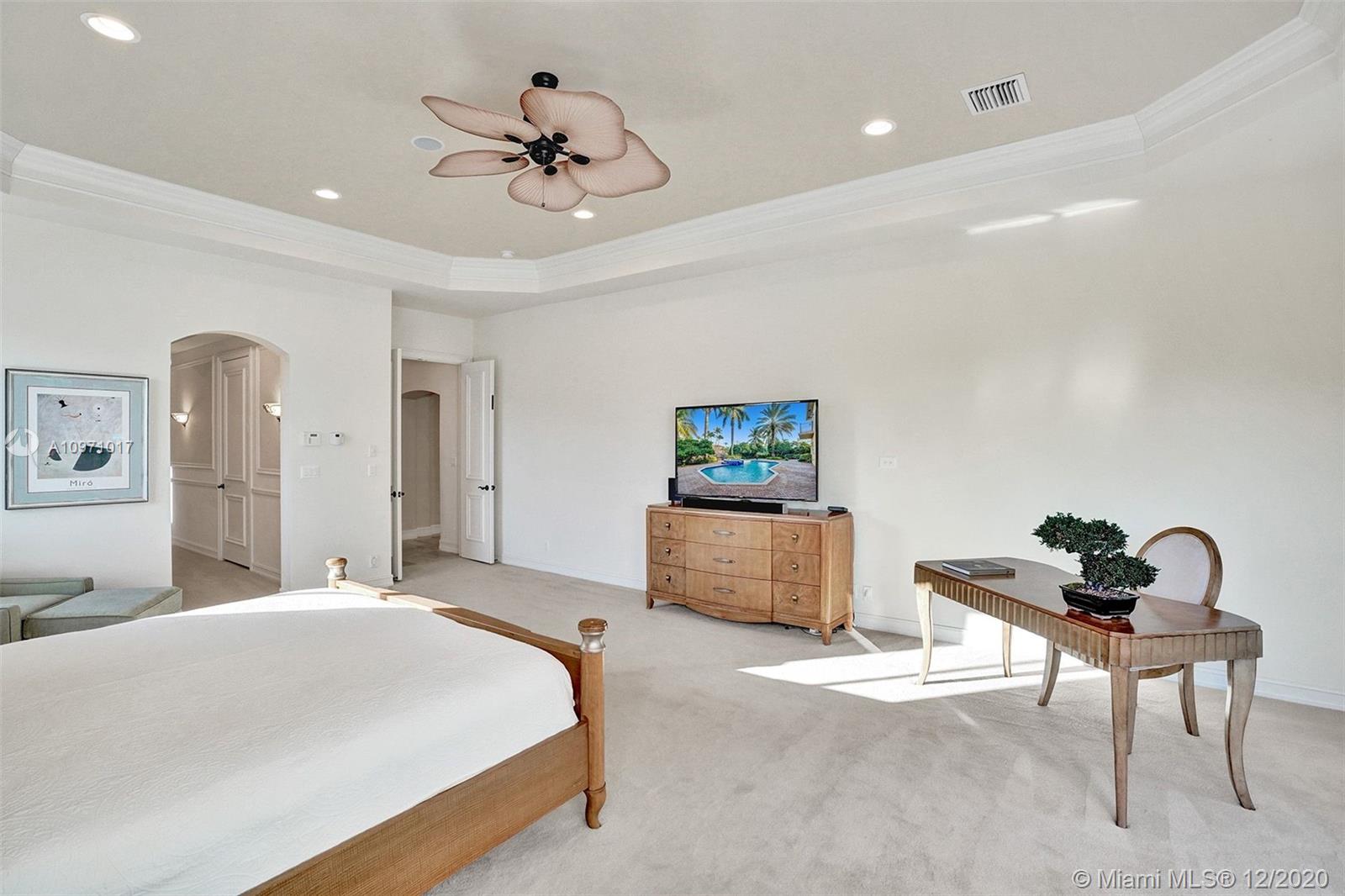 BAY COLONY SEC OF LANDING - Residential