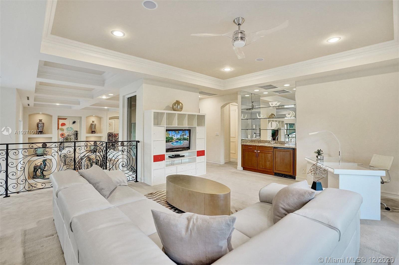 BAY COLONY SEC OF LANDING - Residential