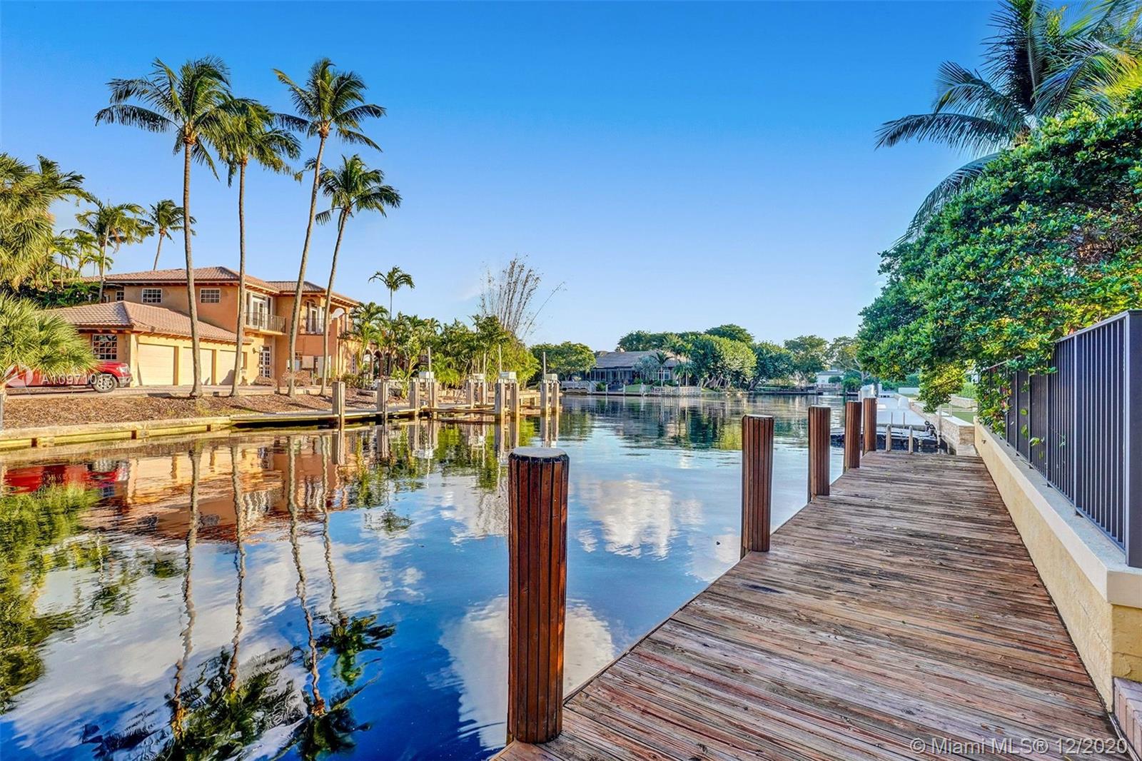 BAY COLONY SEC OF LANDING - Residential