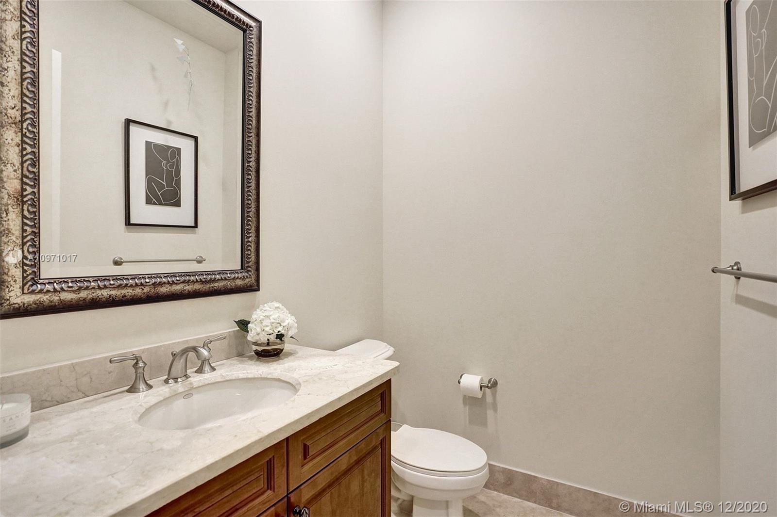 BAY COLONY SEC OF LANDING - Residential