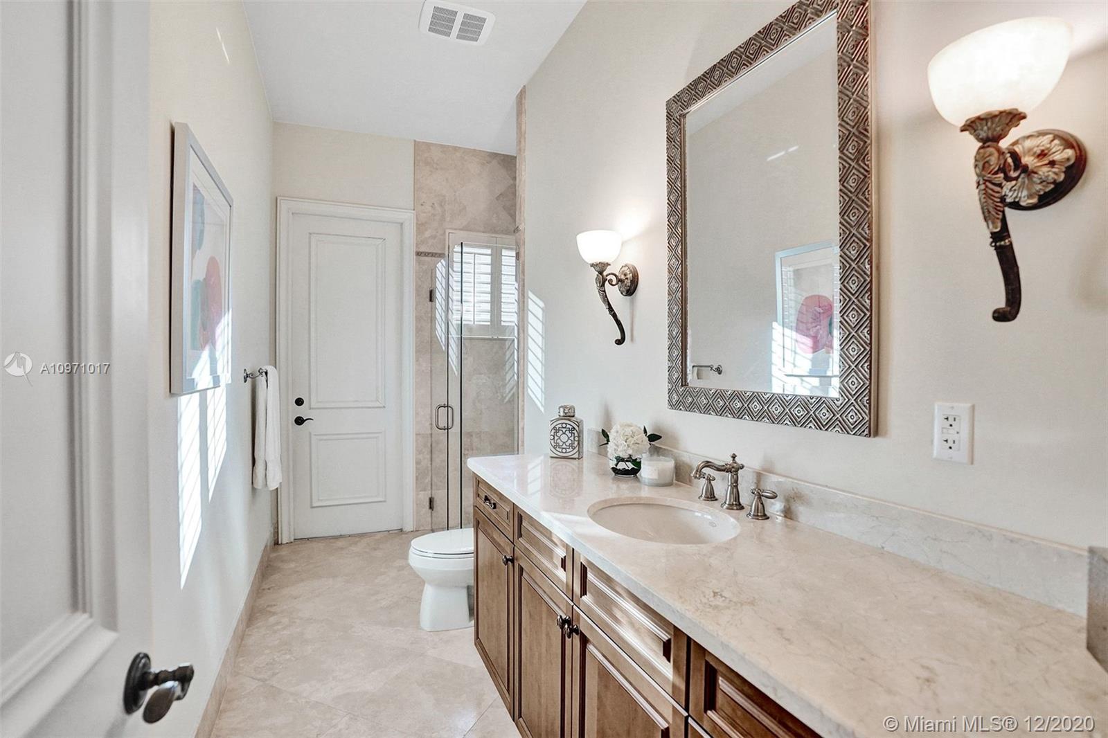 BAY COLONY SEC OF LANDING - Residential