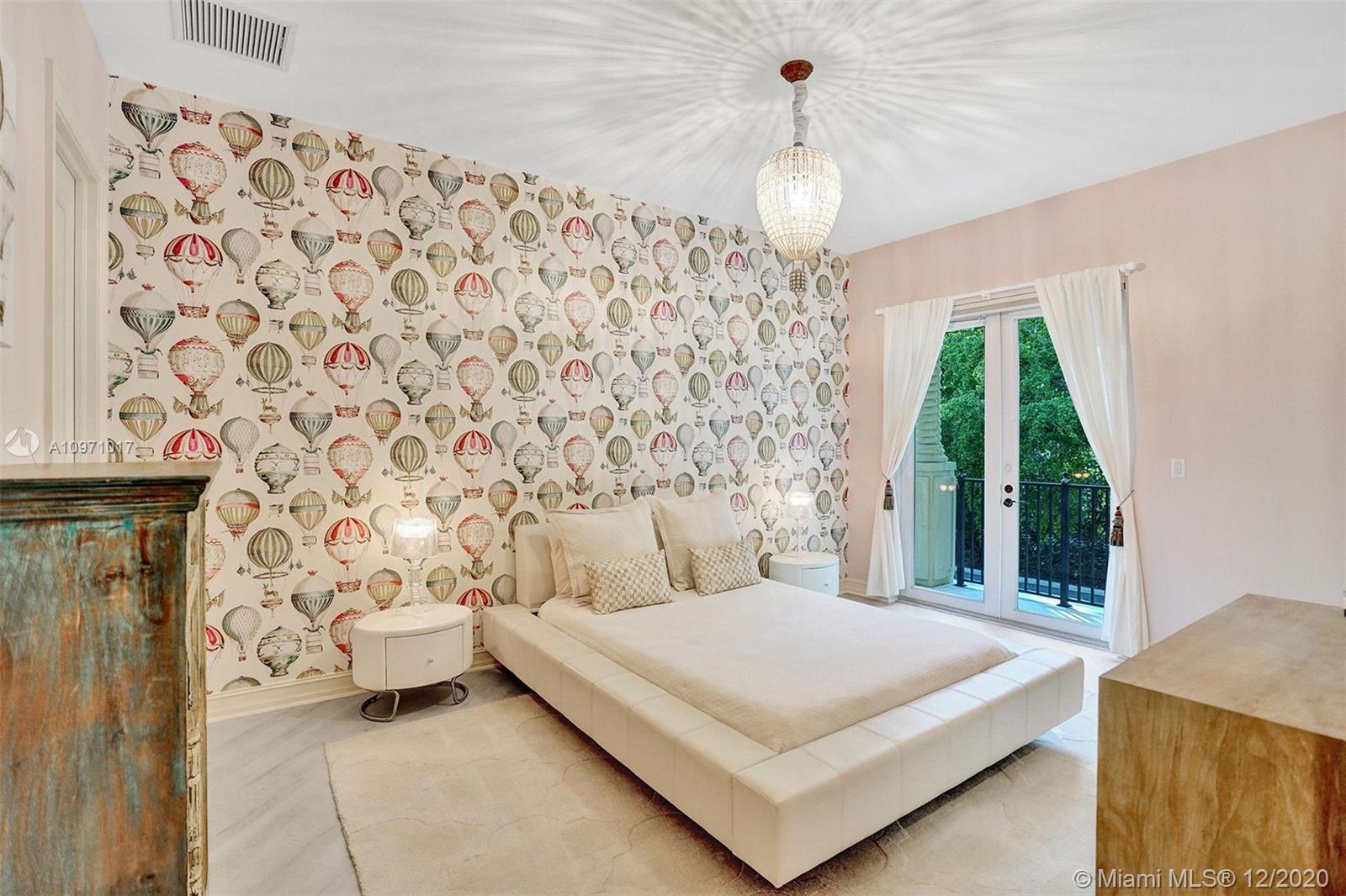 BAY COLONY SEC OF LANDING - Residential