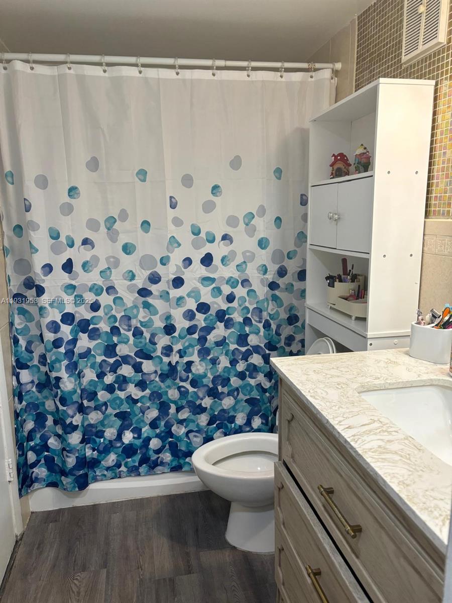 ANTIGUA AT CNTRY CLUBOF M - Residential Lease