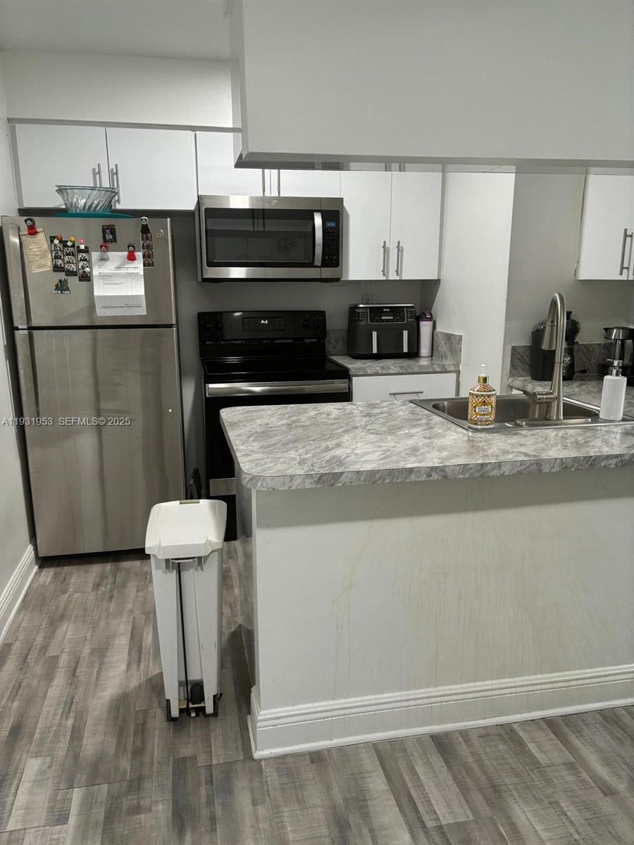 ANTIGUA AT CNTRY CLUBOF M - Residential Lease