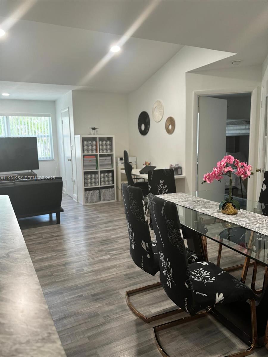 ANTIGUA AT CNTRY CLUBOF M - Residential Lease