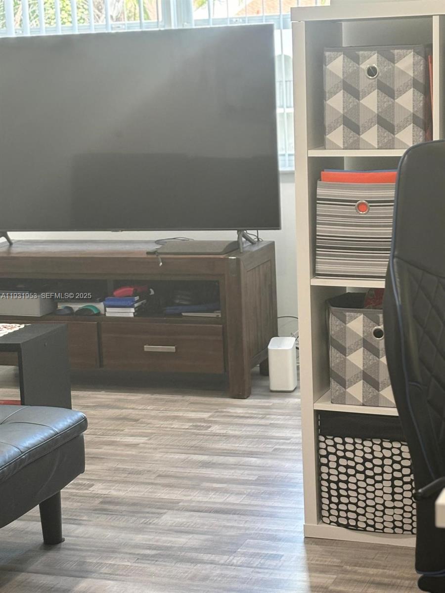 ANTIGUA AT CNTRY CLUBOF M - Residential Lease