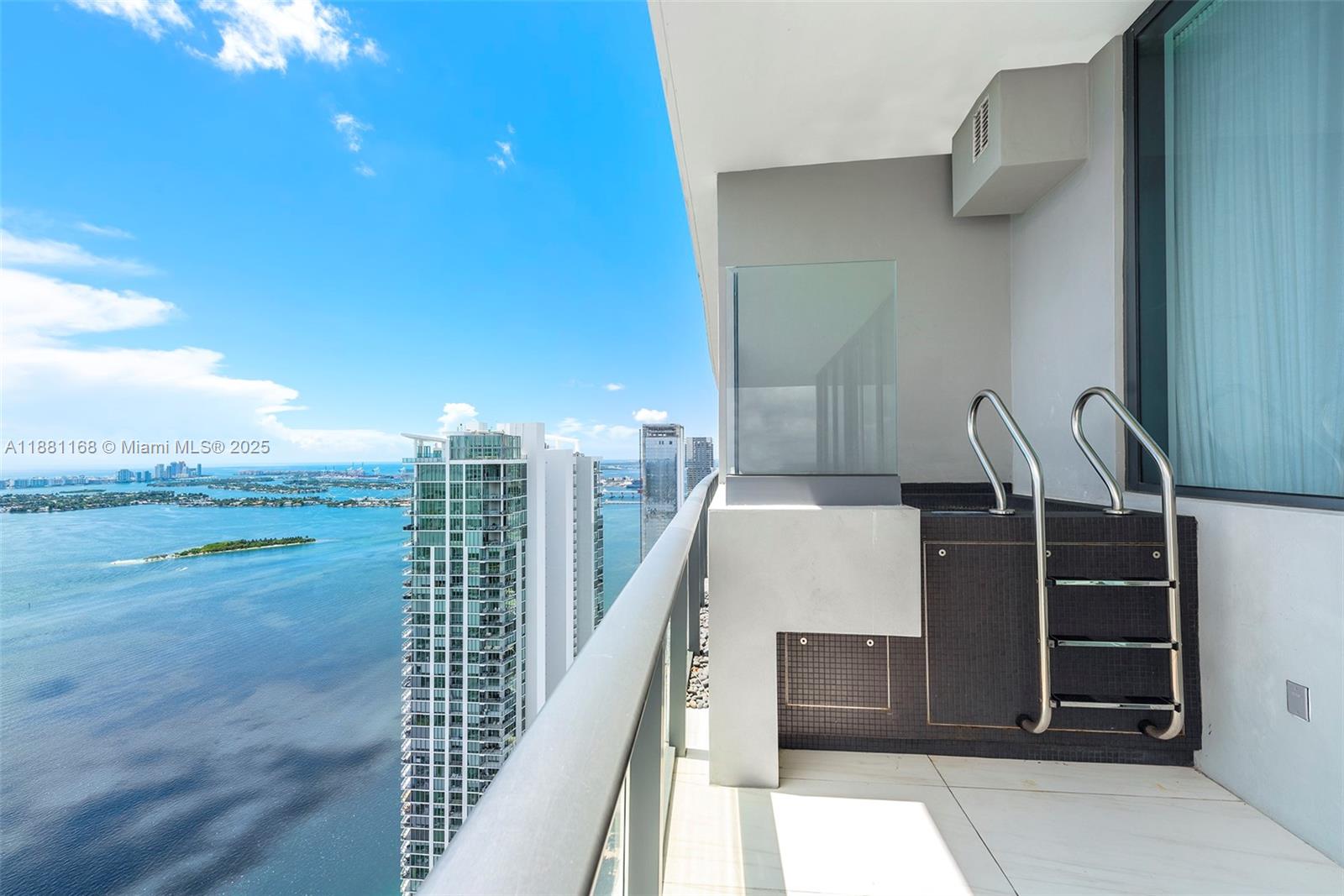 GRAN PARAISO CONDO - Residential Lease