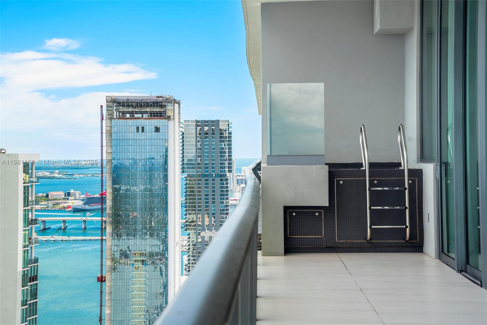 GRAN PARAISO CONDO - Residential Lease