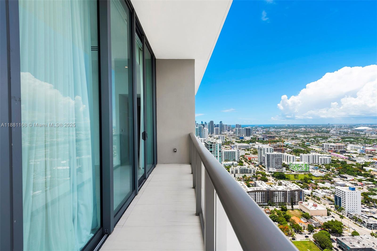 GRAN PARAISO CONDO - Residential Lease