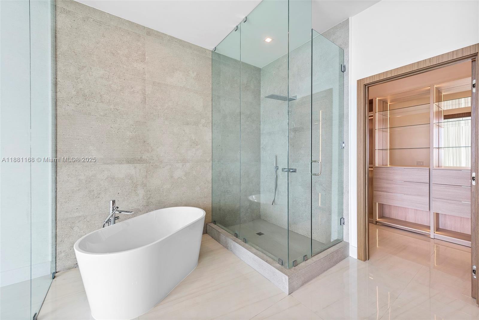 GRAN PARAISO CONDO - Residential Lease