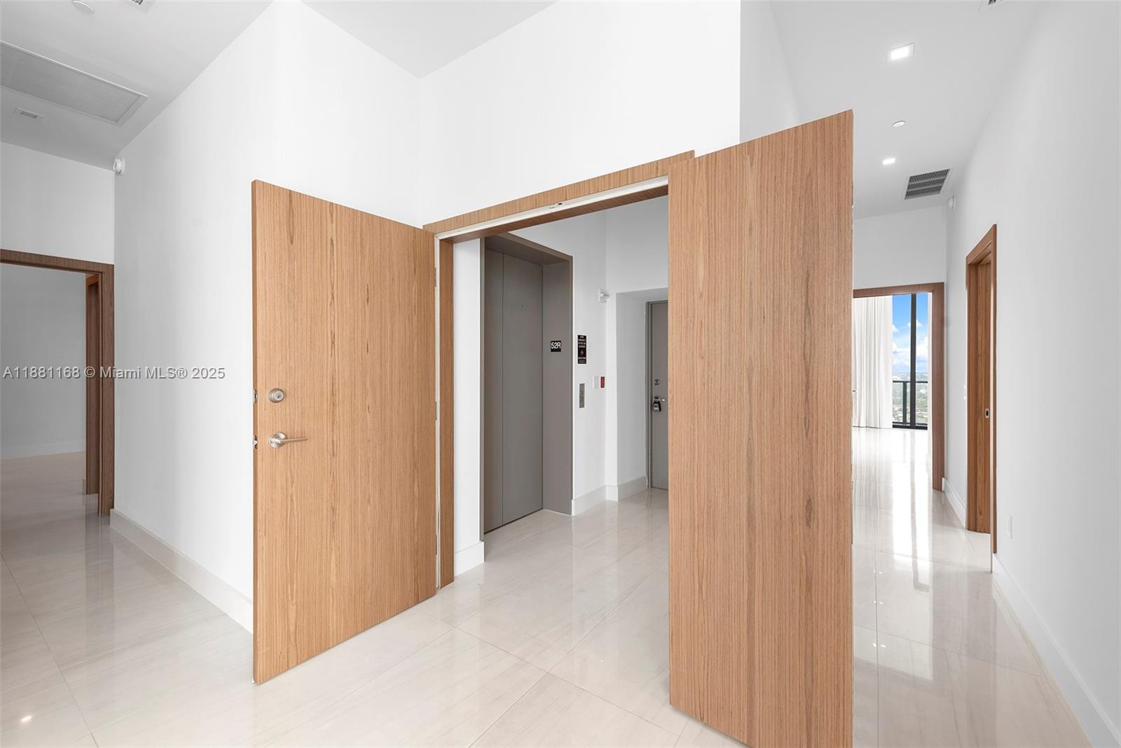 GRAN PARAISO CONDO - Residential Lease