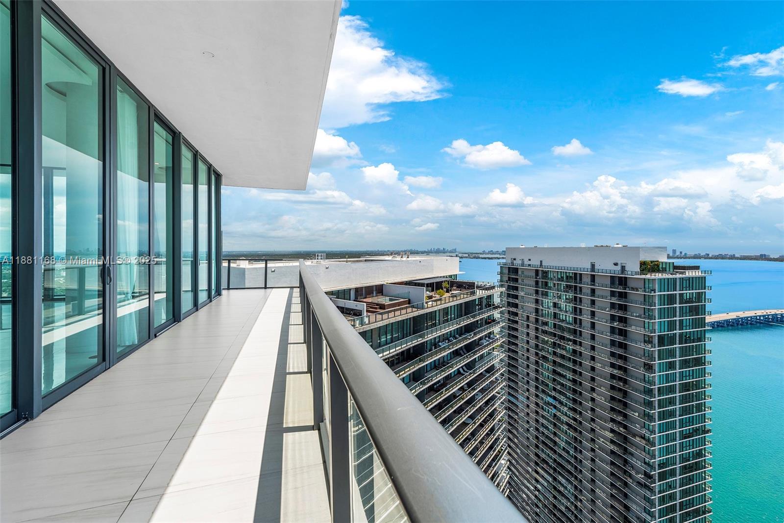 GRAN PARAISO CONDO - Residential Lease