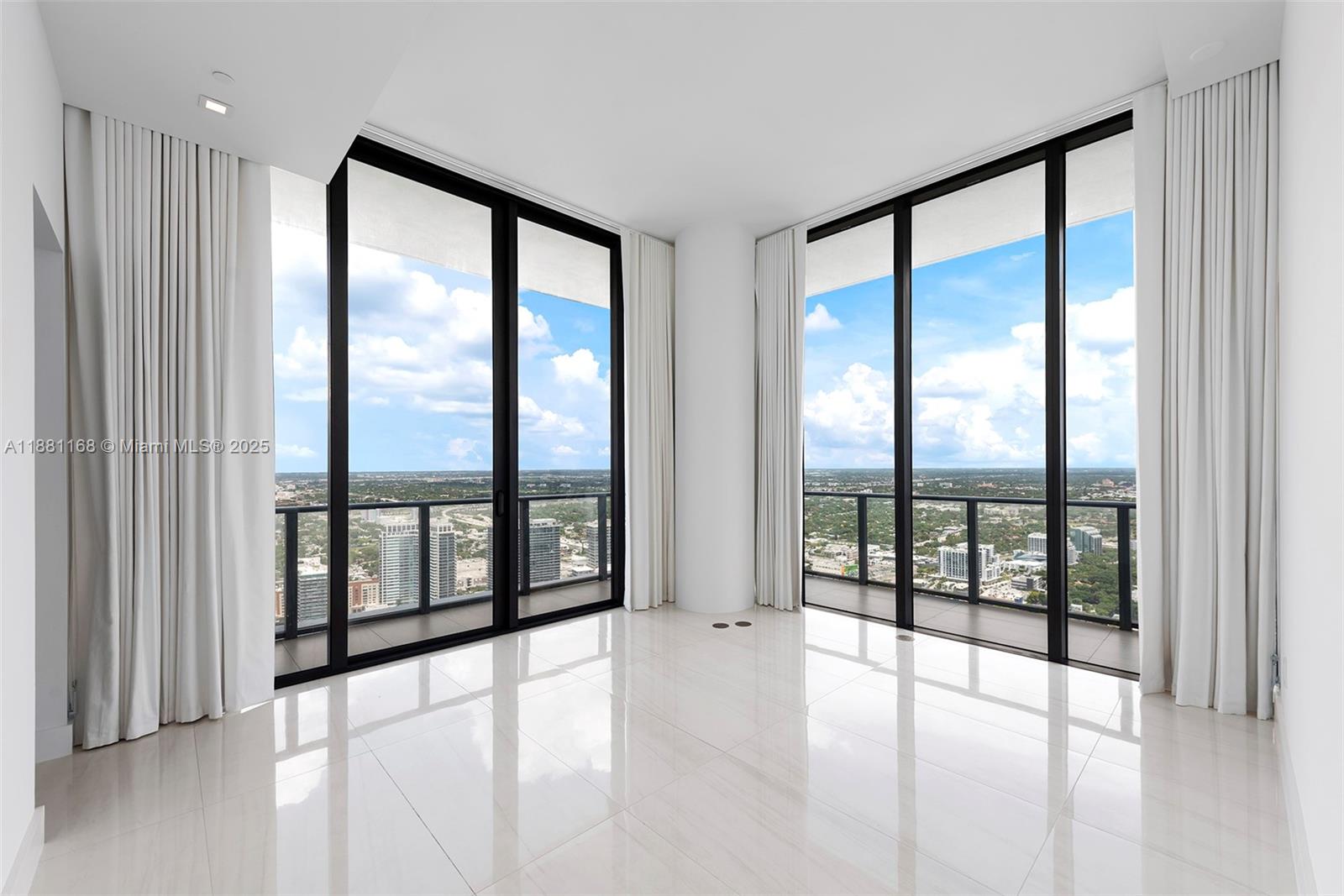 GRAN PARAISO CONDO - Residential Lease
