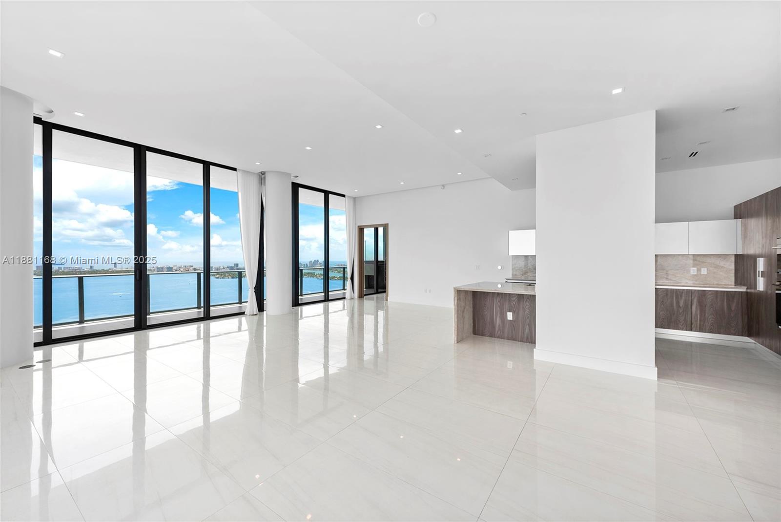 GRAN PARAISO CONDO - Residential Lease