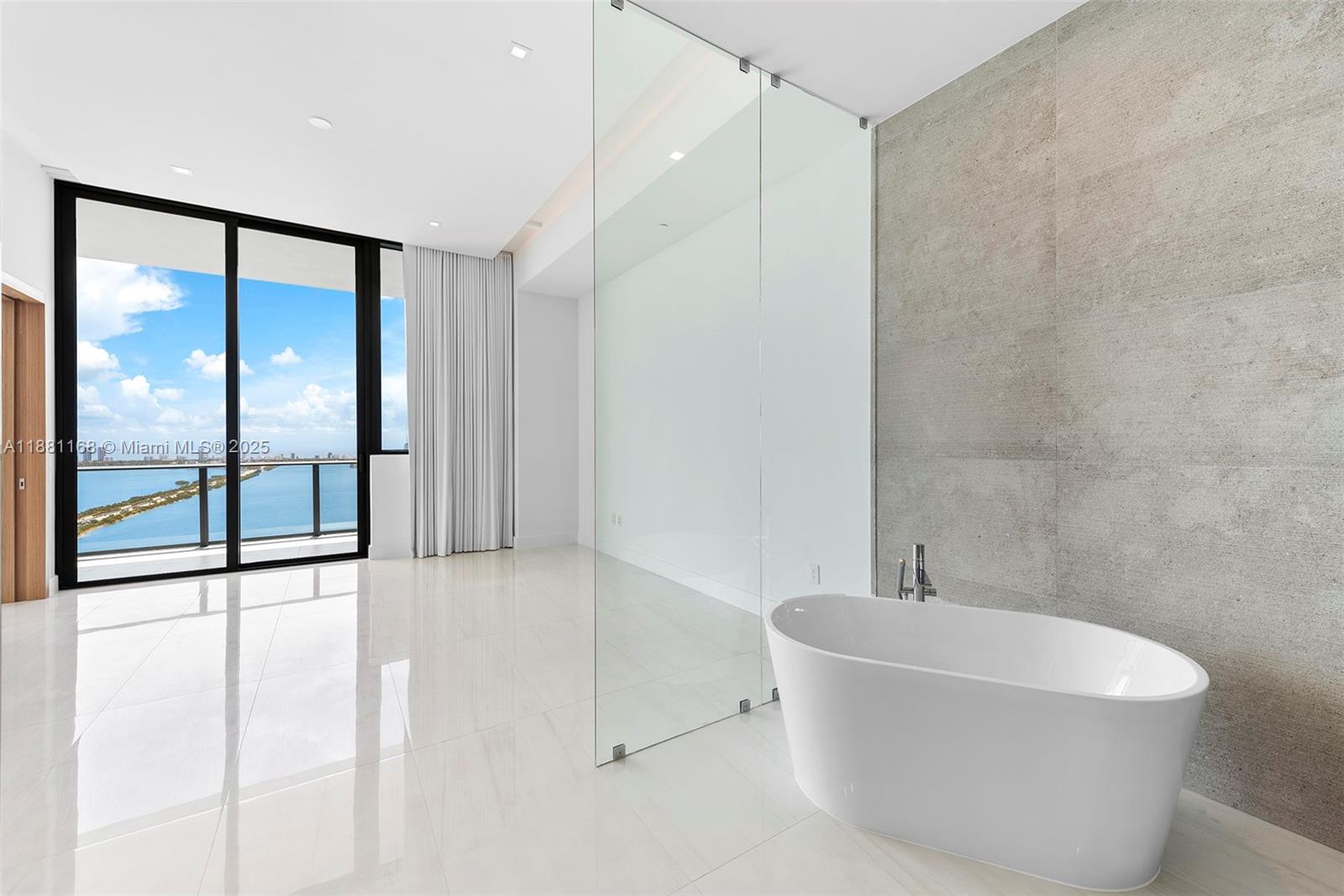 GRAN PARAISO CONDO - Residential Lease