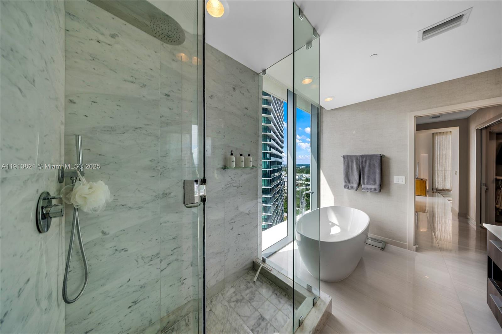 GRAN PARAISO CONDO - Residential Lease