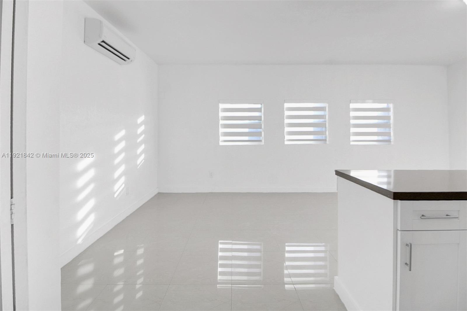 WESTWIND LAKES SEC 4 - Residential