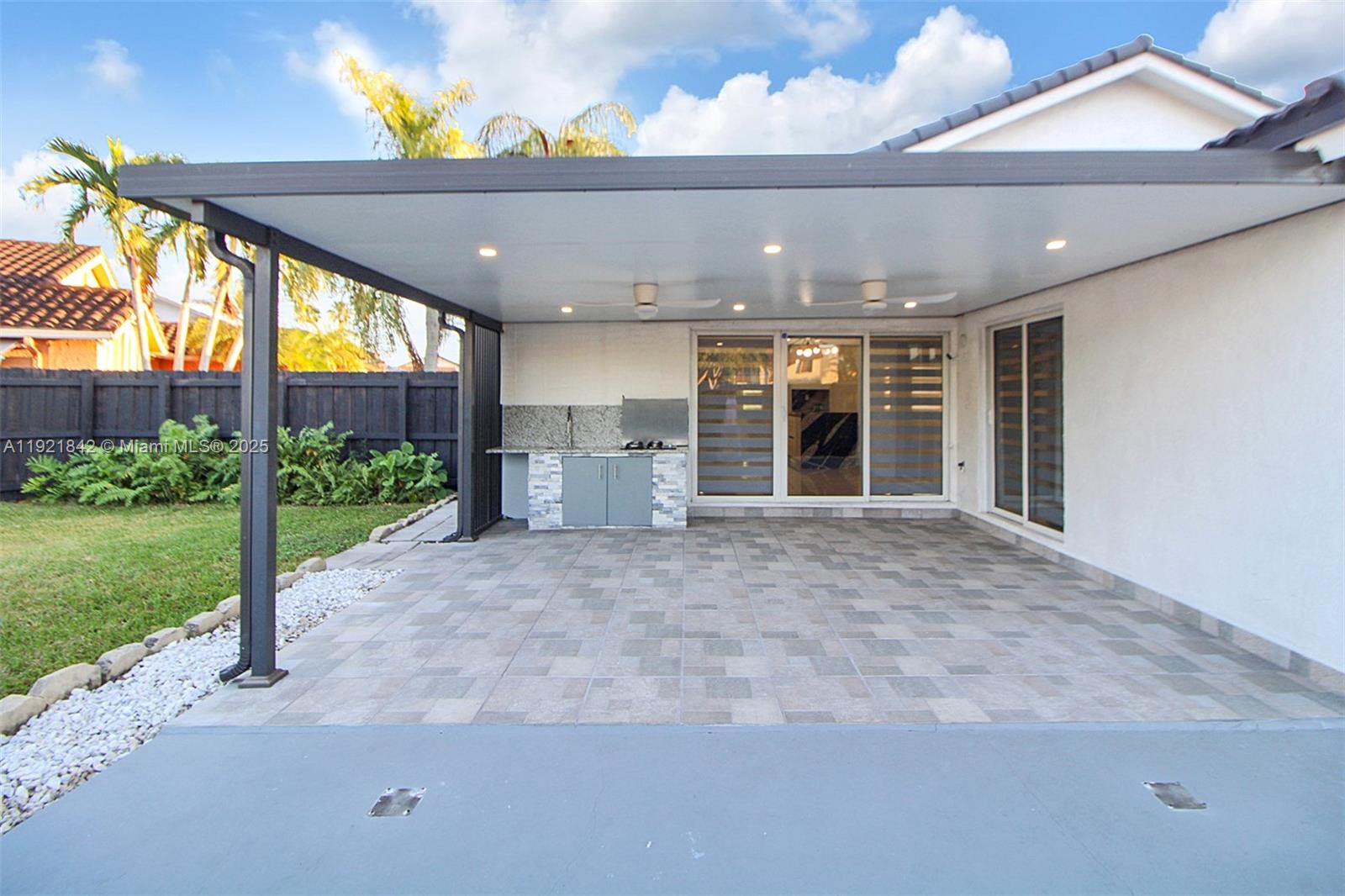 WESTWIND LAKES SEC 4 - Residential