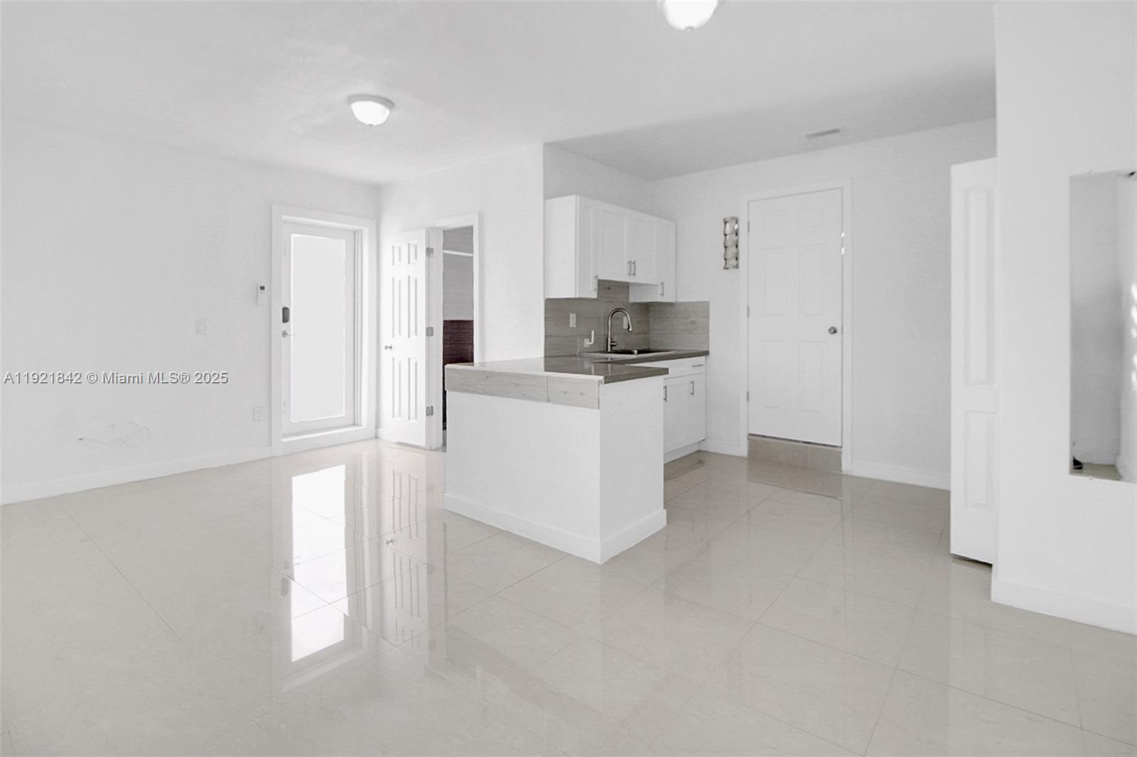 WESTWIND LAKES SEC 4 - Residential