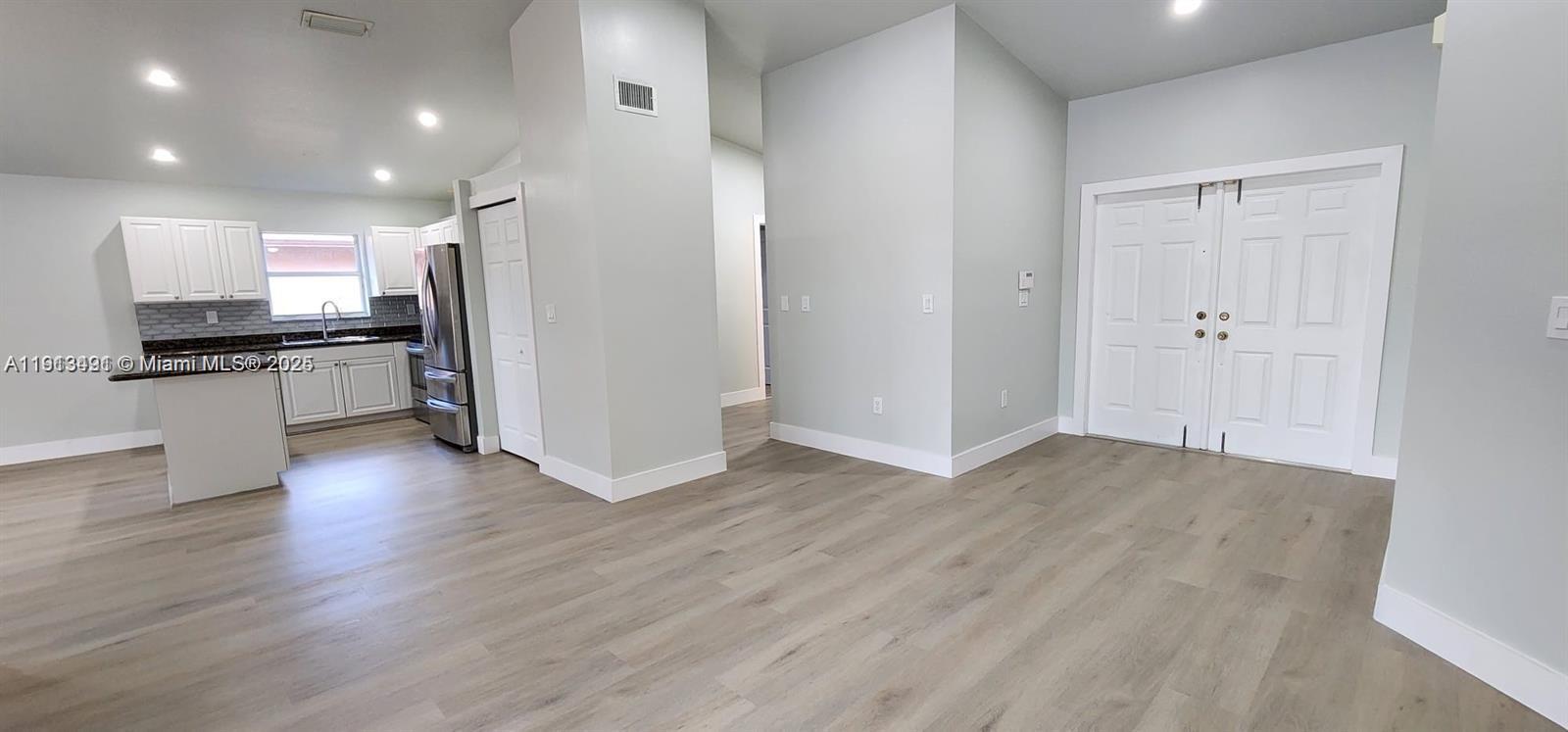 KENDALL FAMILY ESTATES PH - Residential Lease