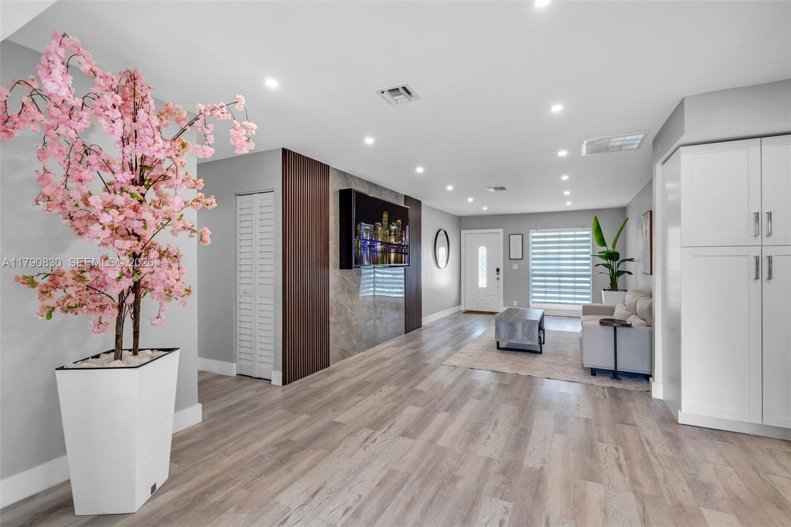 ORIOLE-MARGATE SEC 5 - Residential