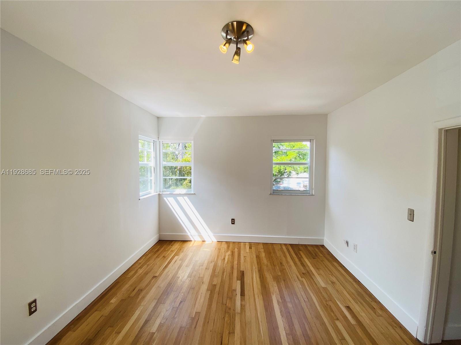 BAY DRIVE CONDO - Residential Lease