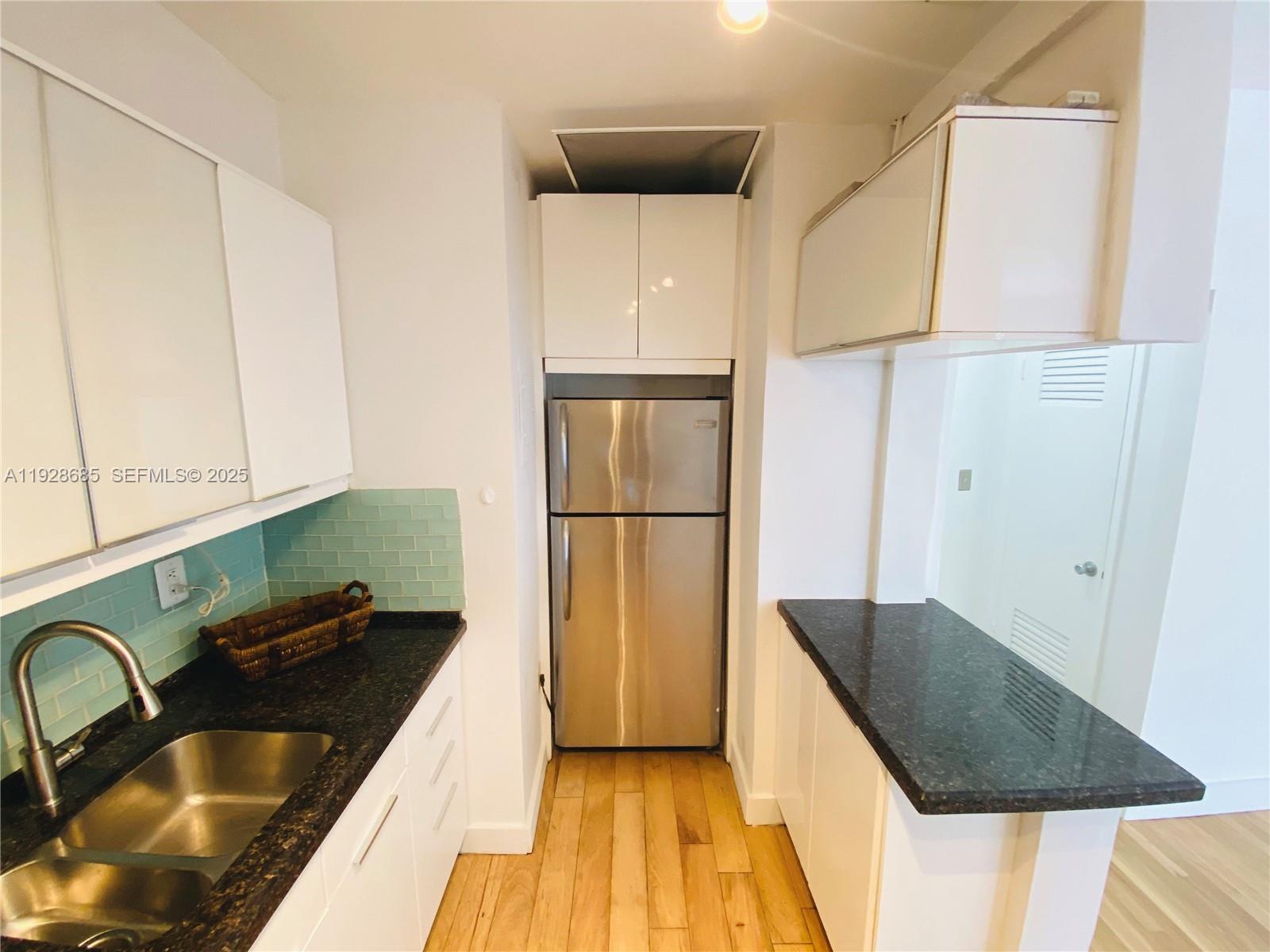 BAY DRIVE CONDO - Residential Lease