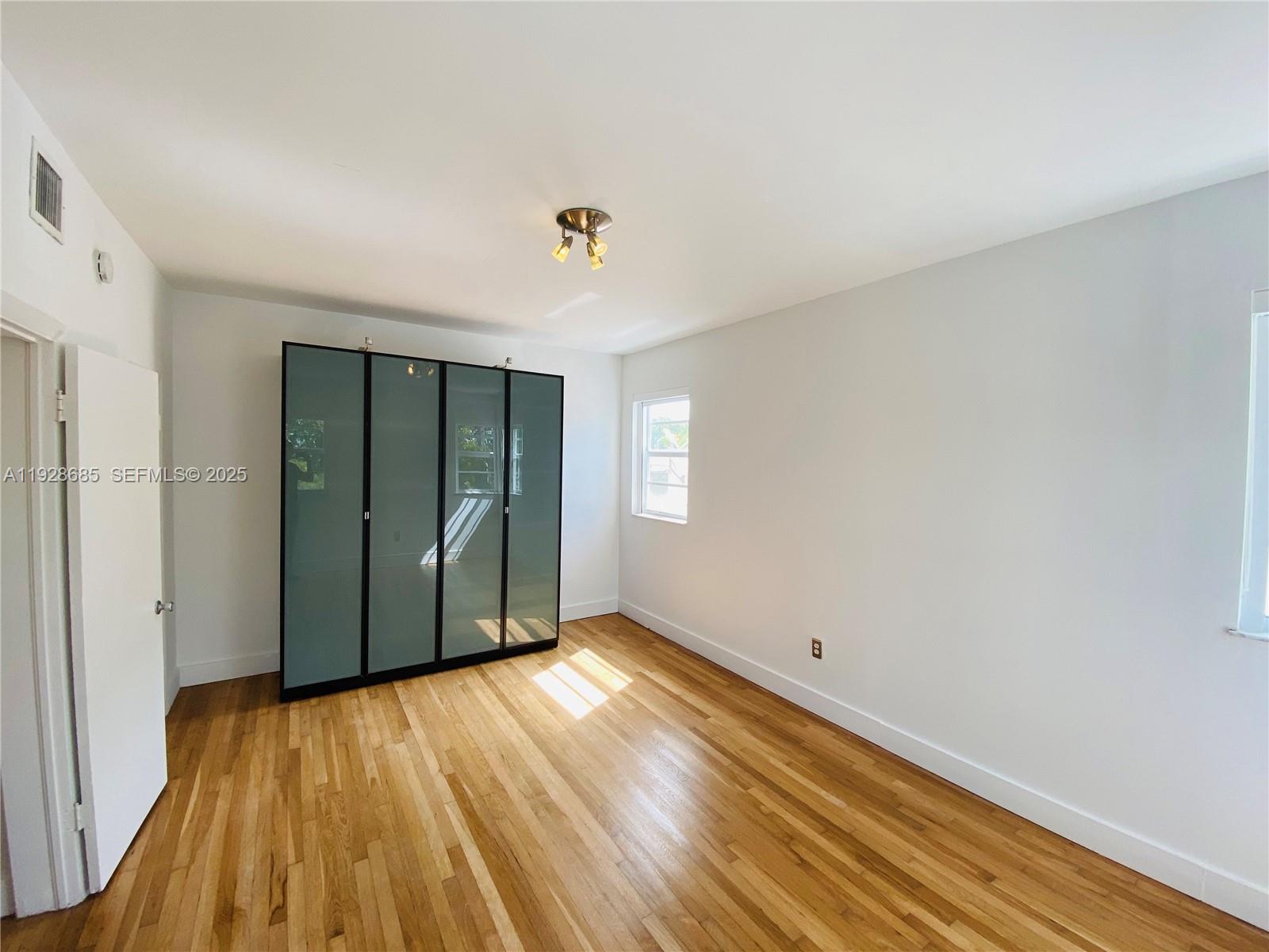 BAY DRIVE CONDO - Residential Lease