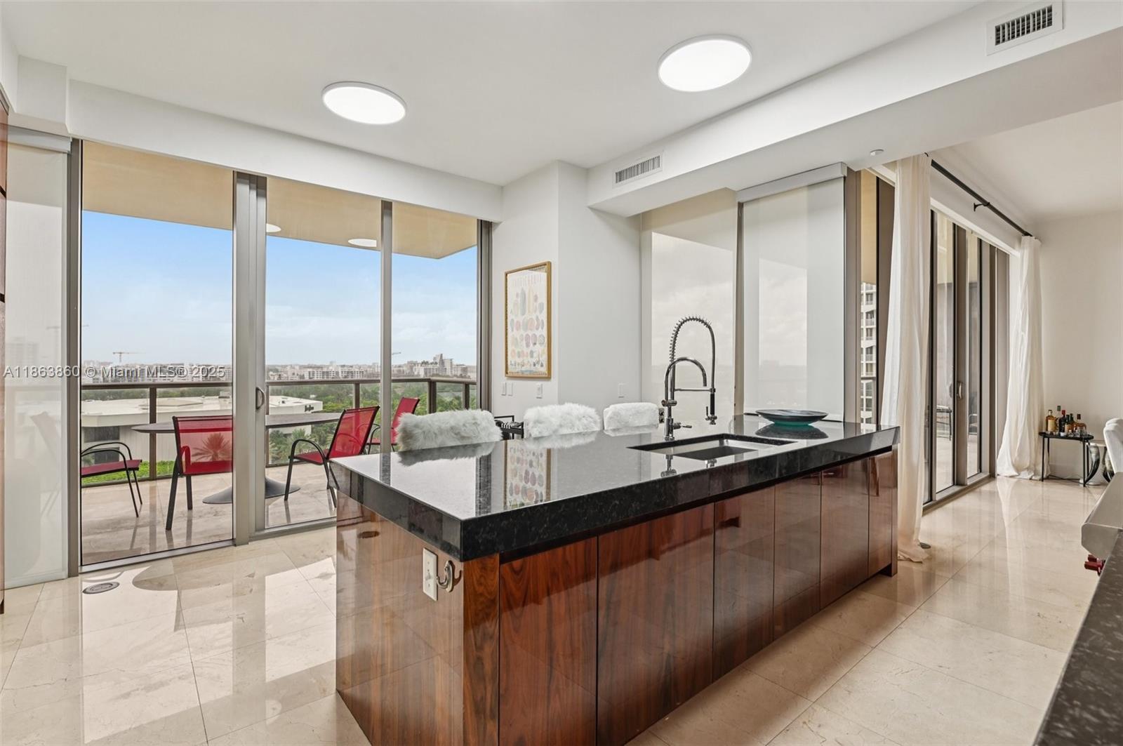 BAL HARBOUR NORTH SOUTH C - Residential Lease