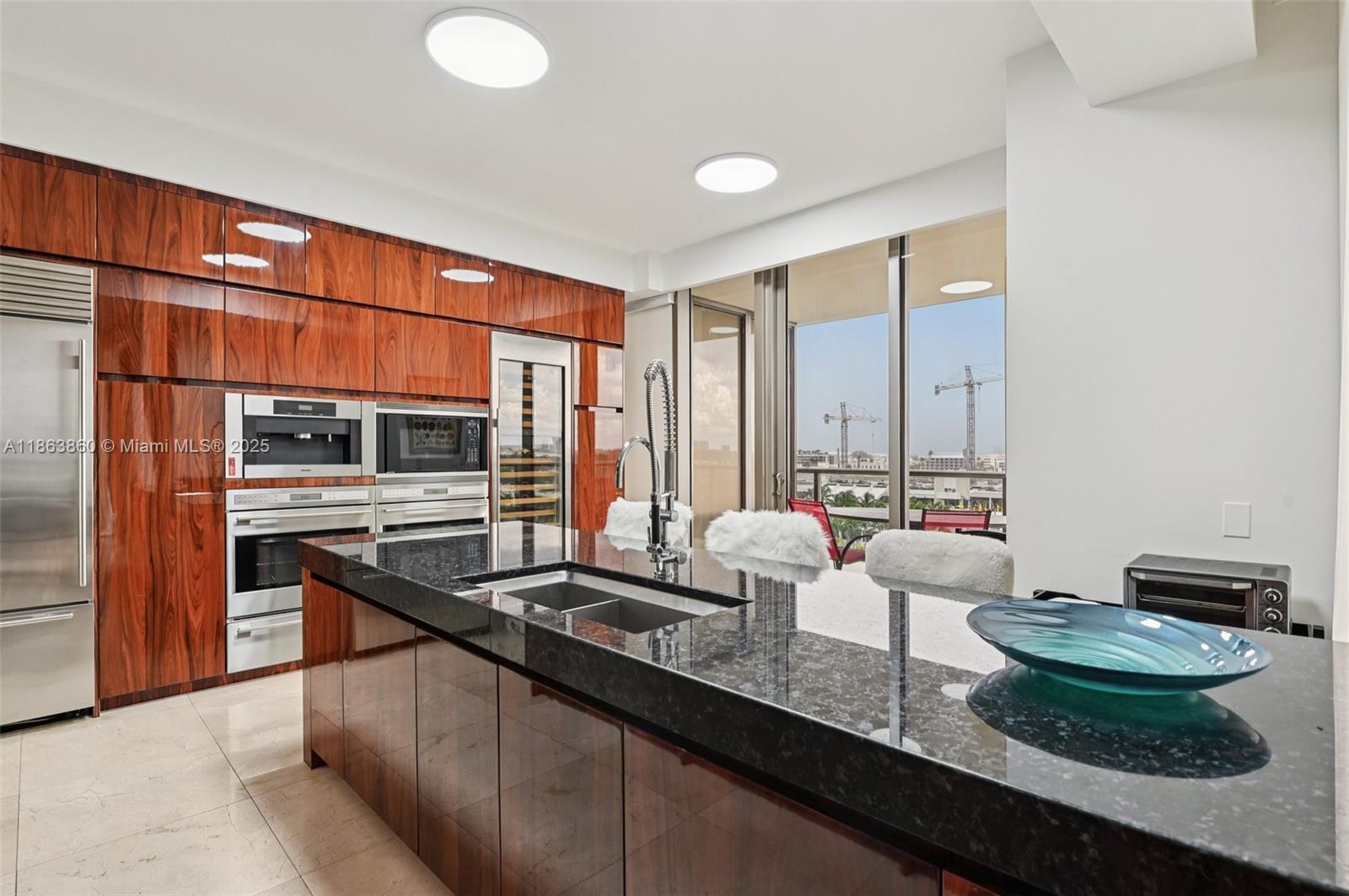 BAL HARBOUR NORTH SOUTH C - Residential Lease