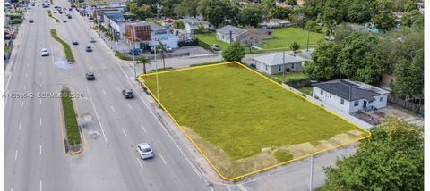 1477 NW 79th St Miami FL 33147