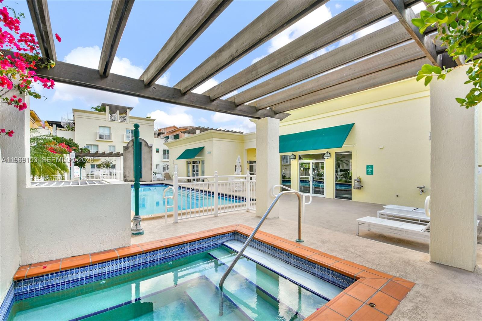 THE COURTS AT SOUTH BEACH - Residential Lease