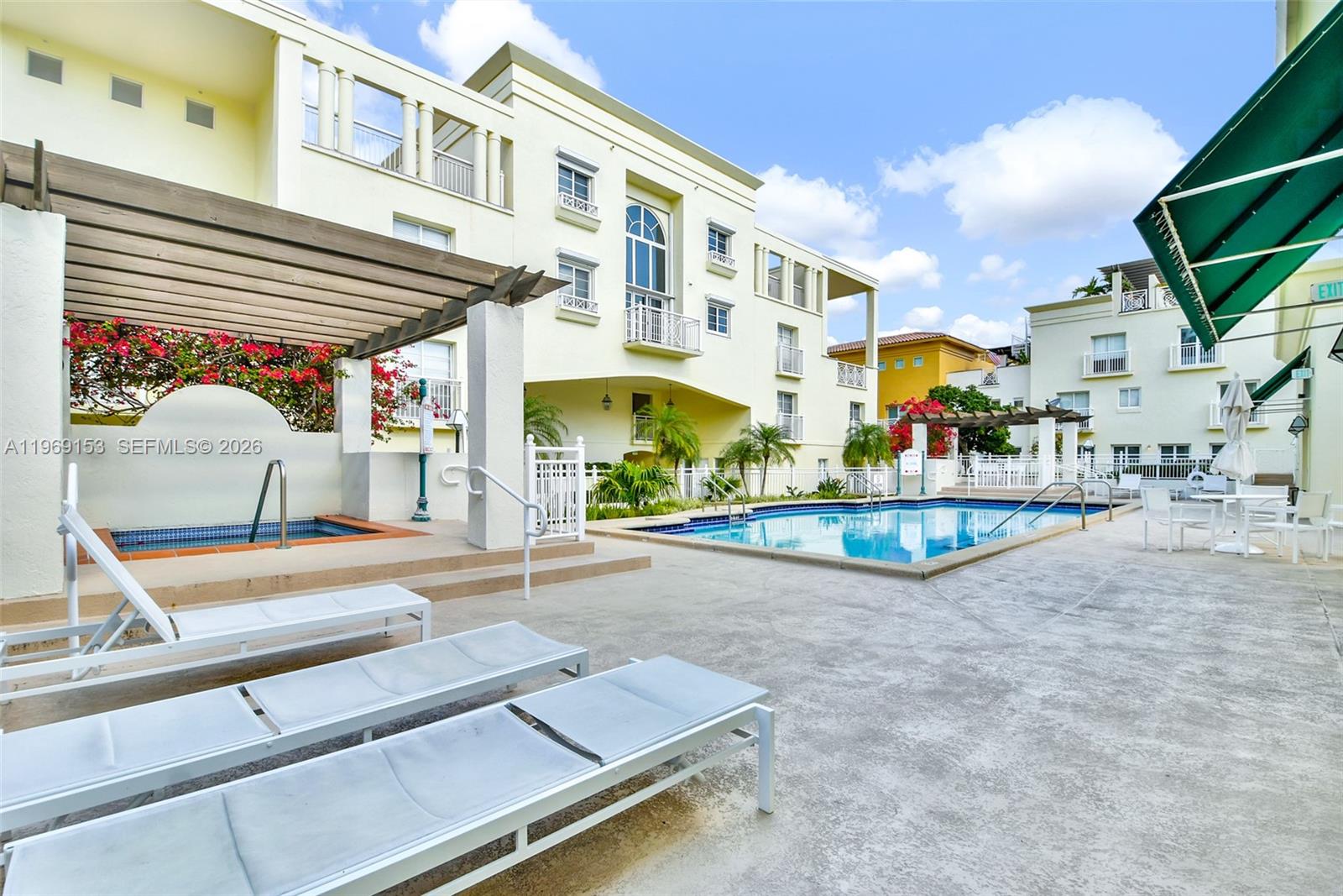 THE COURTS AT SOUTH BEACH - Residential Lease