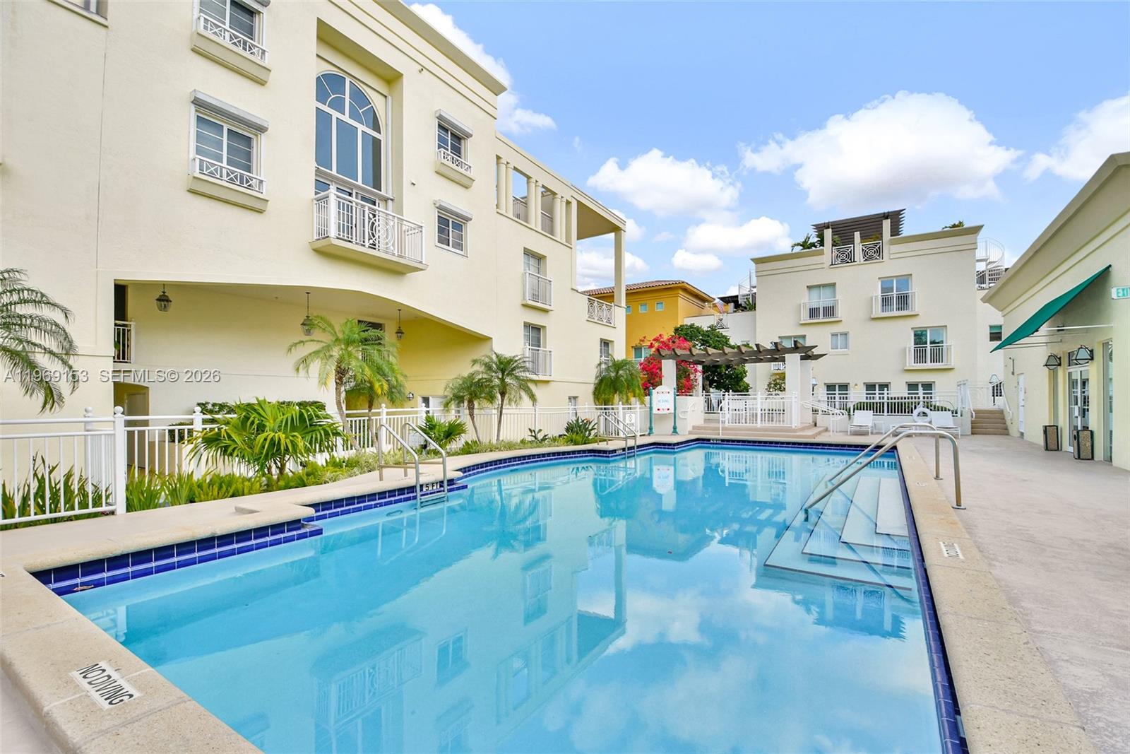THE COURTS AT SOUTH BEACH - Residential Lease
