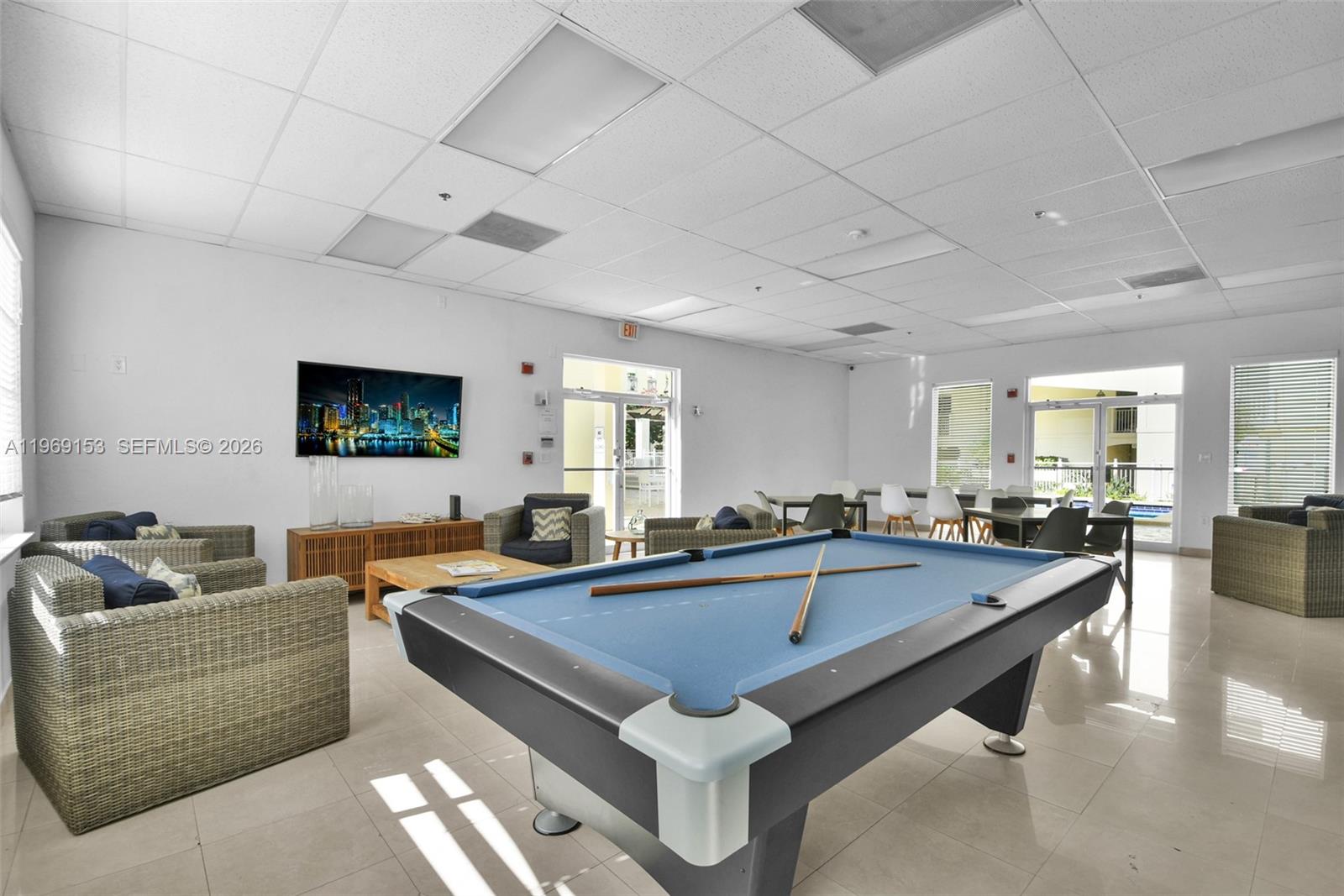 THE COURTS AT SOUTH BEACH - Residential Lease