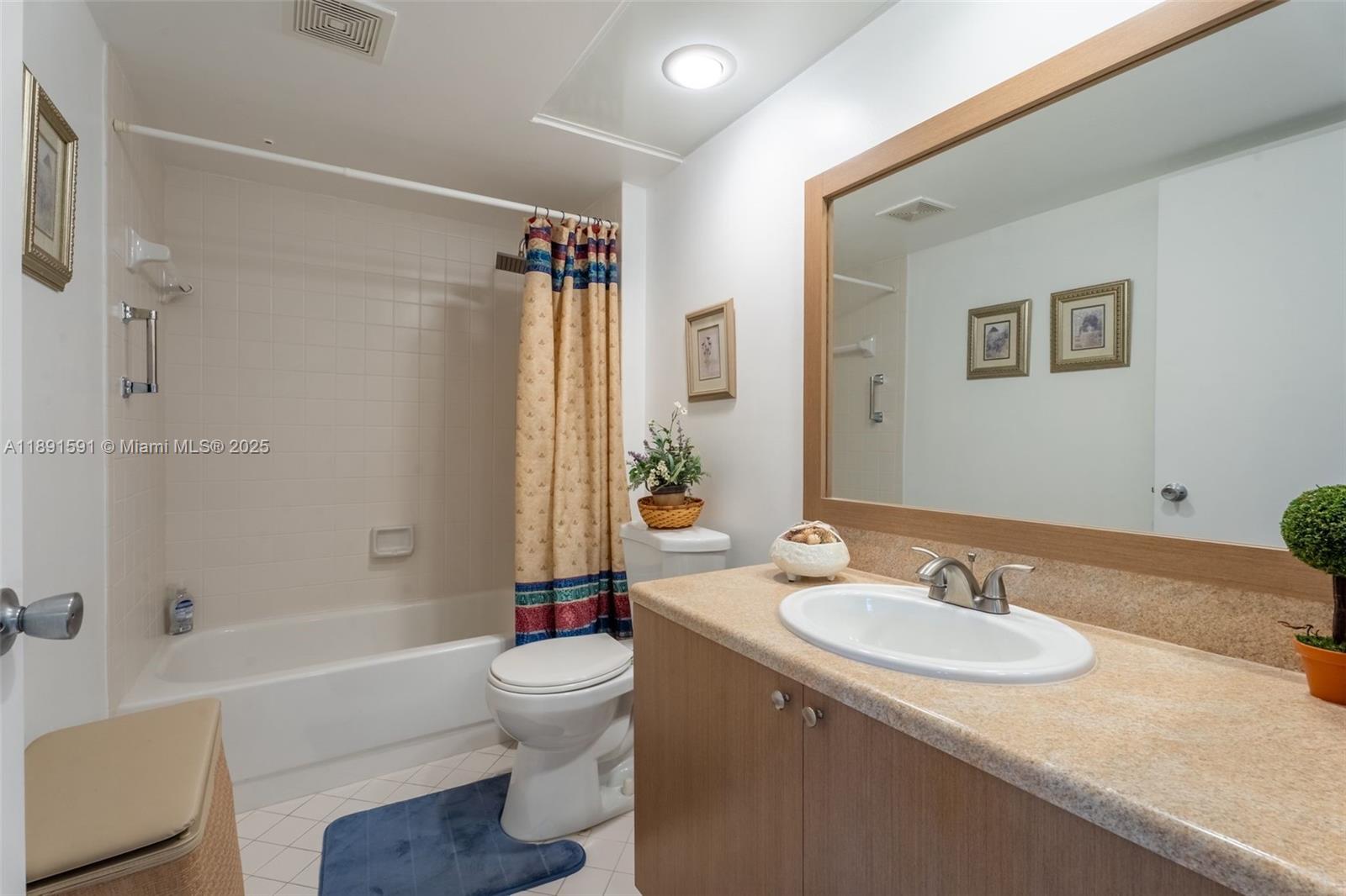 IVANHOE EAST AT CENTURY V - Residential