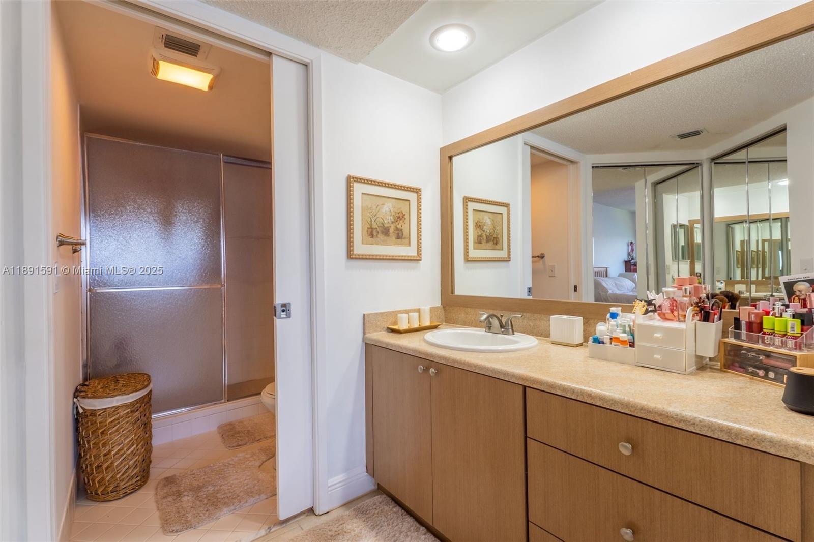 IVANHOE EAST AT CENTURY V - Residential