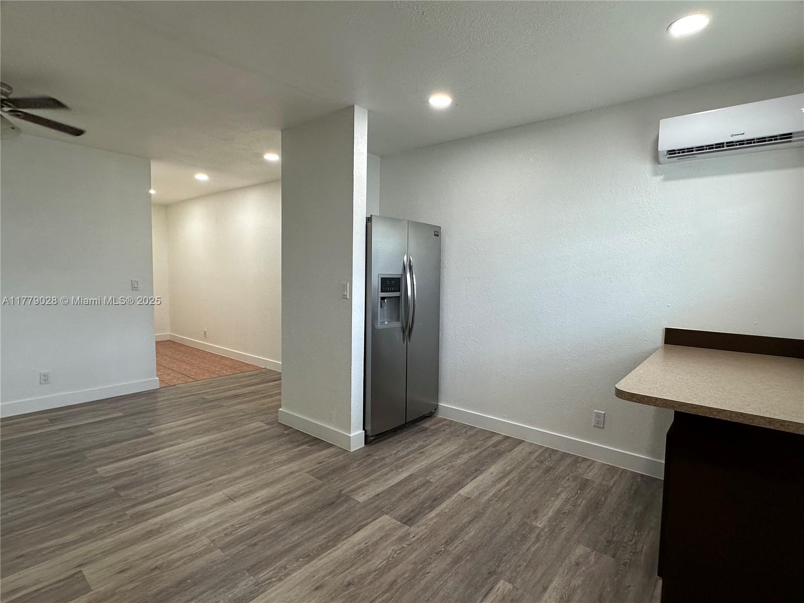 Rental Property at 108 Nw 2nd Ave C, Hallandale Beach, Broward County, Florida - Bedrooms: 1 
Bathrooms: 1  - $1,695 MO.